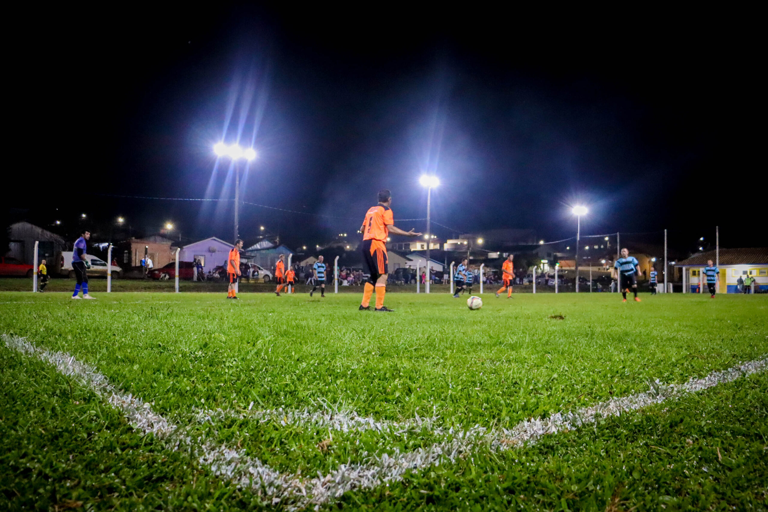 Dois jogos abriram a I Copa do Vale de Futebol Master 40tão neste sábado  (18)